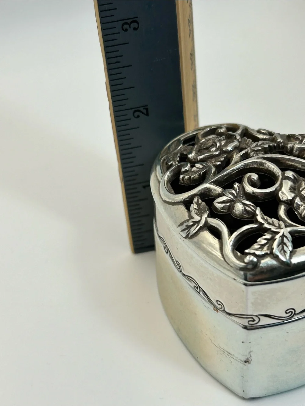 Brighton Collectibles Floral Heart Trinket Dish About 2